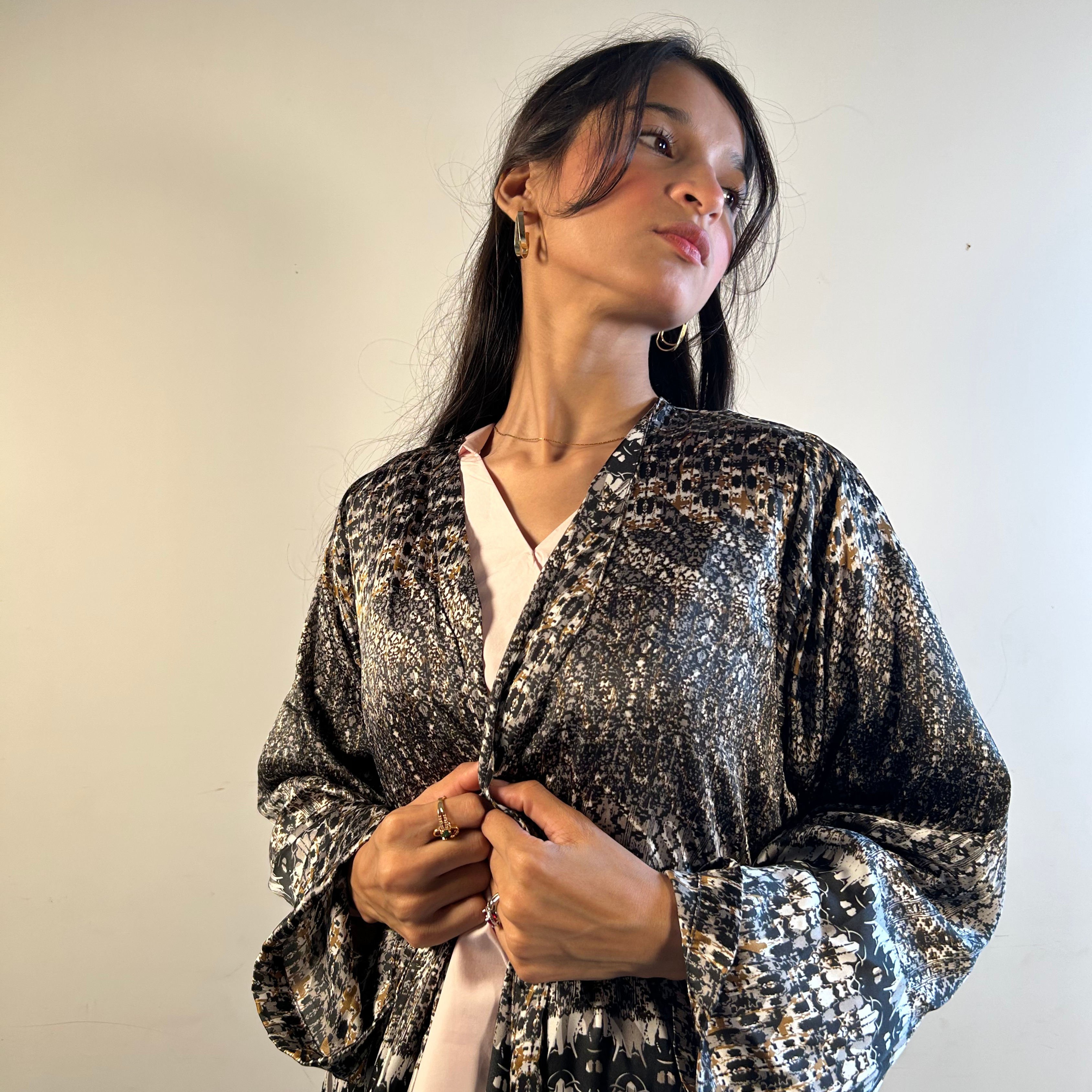 Women’s Printed Lightweight Silk Kimono – Luxe and Flowing Style