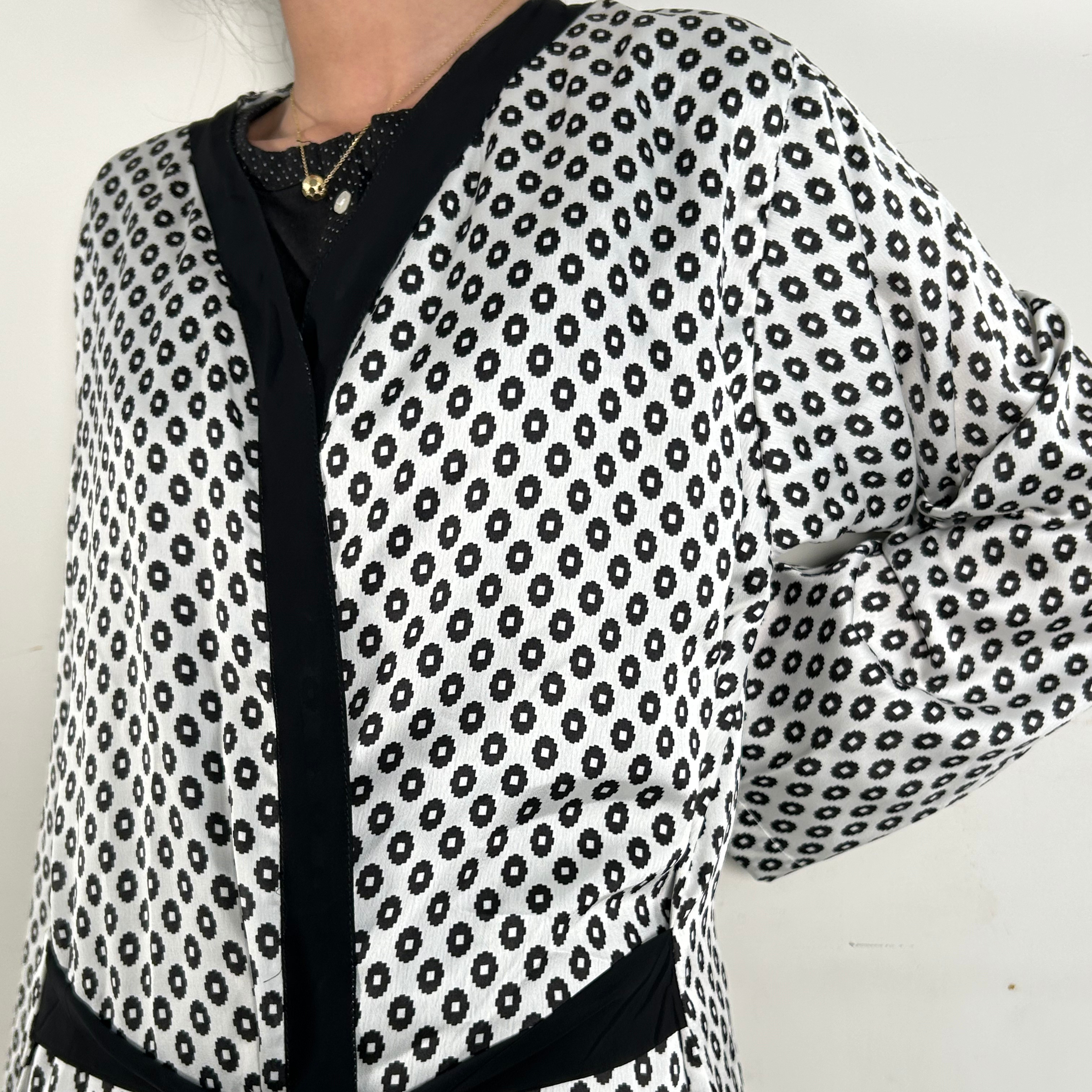 Printed Lightweight Silk Shrug – Effortless Luxury in Motion