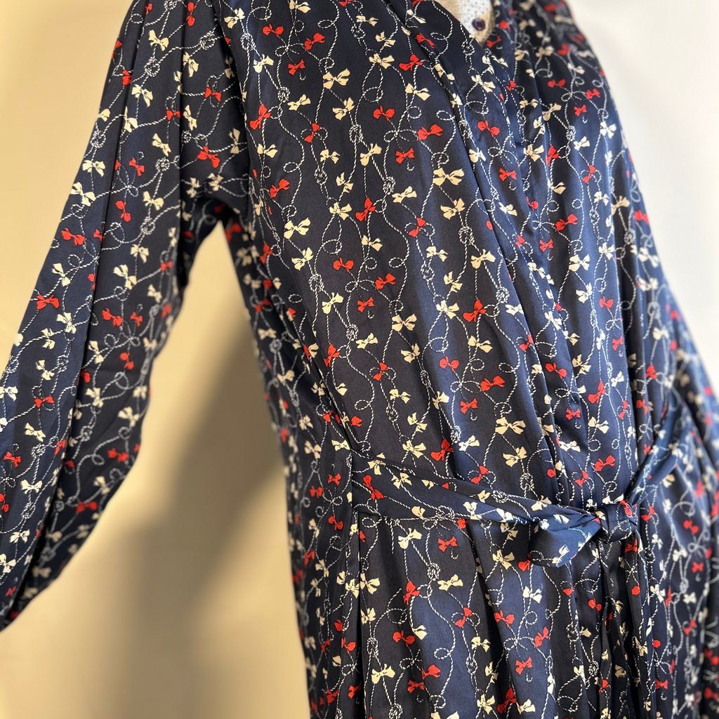 Women’s Printed Lightweight Silk Shrug – Effortless Elegance in Motion