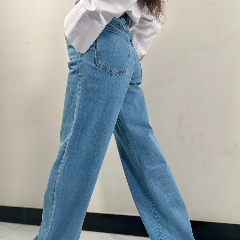 High-Rise Wide Leg Stretch Denim – Effortless Comfort, Elevated Style