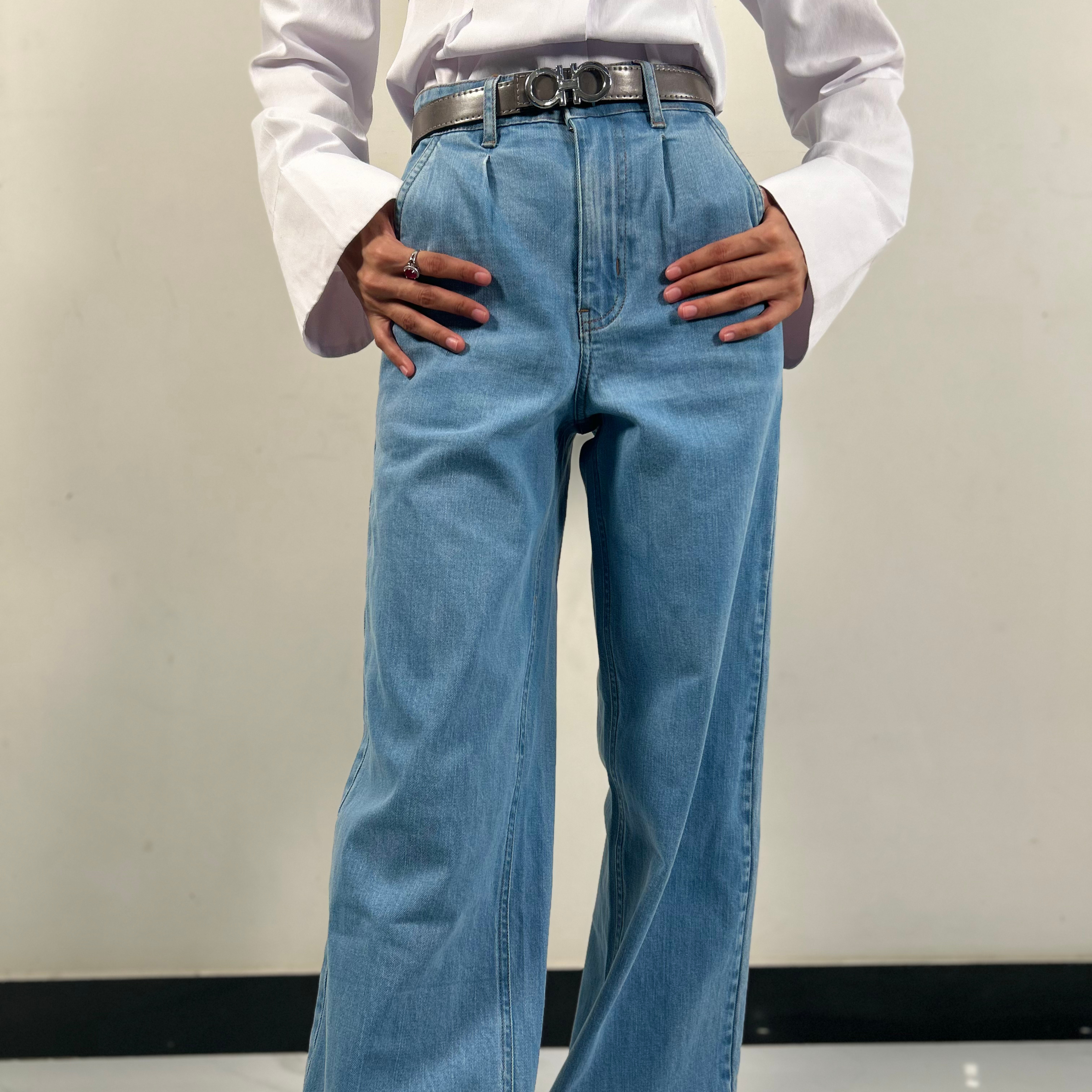 High-Rise Wide Leg Stretch Denim – Effortless Comfort, Elevated Style