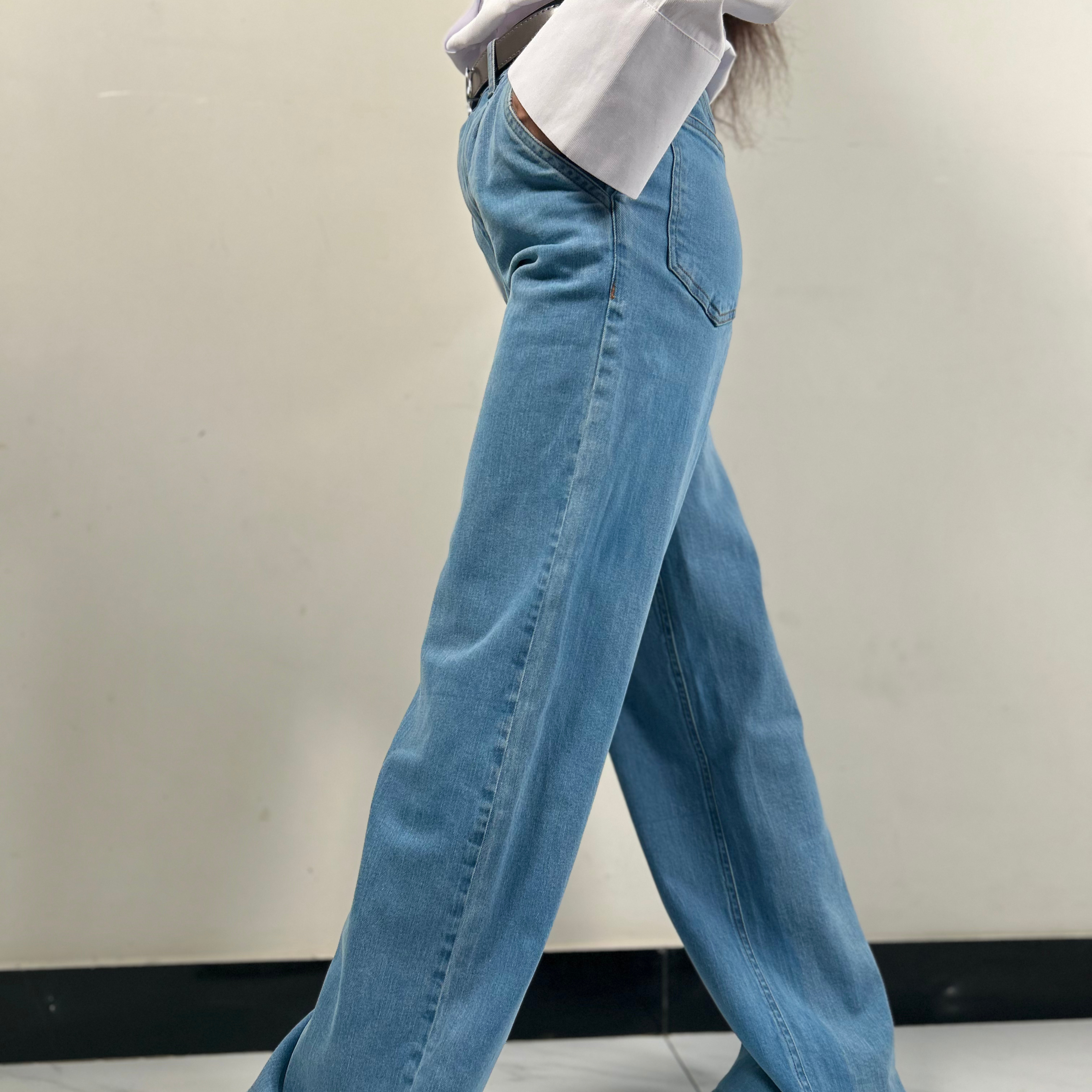 High-Rise Wide Leg Stretch Denim – Effortless Comfort, Elevated Style