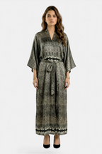 Abstract print silk kimono shrug for women Pakistan — MannMoji
