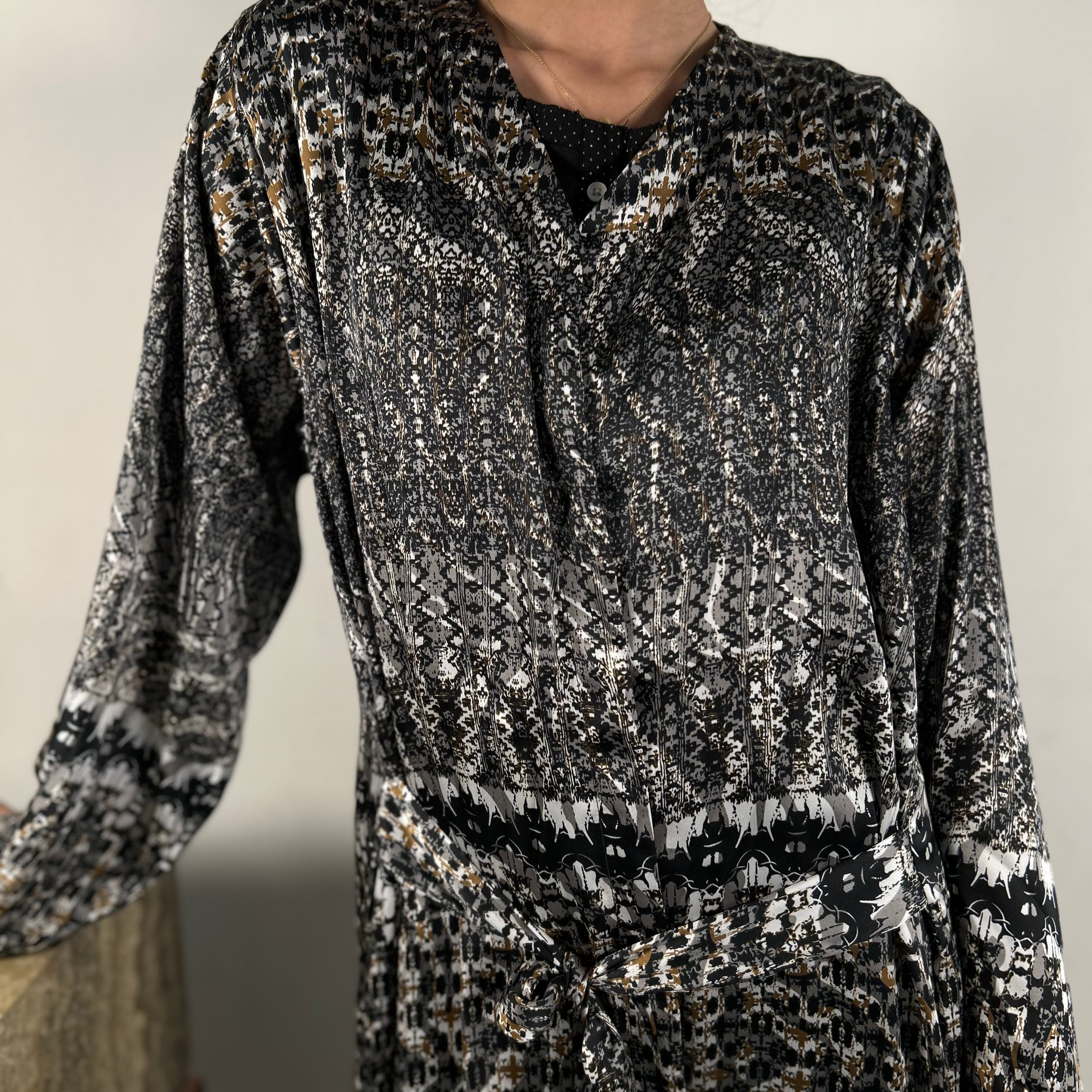 Women’s Printed Lightweight Silk Kimono – Luxe and Flowing Style