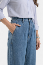 Loose Fit Denim Jeans lifestyle photo — Pakistani women's outfit | MannMoji