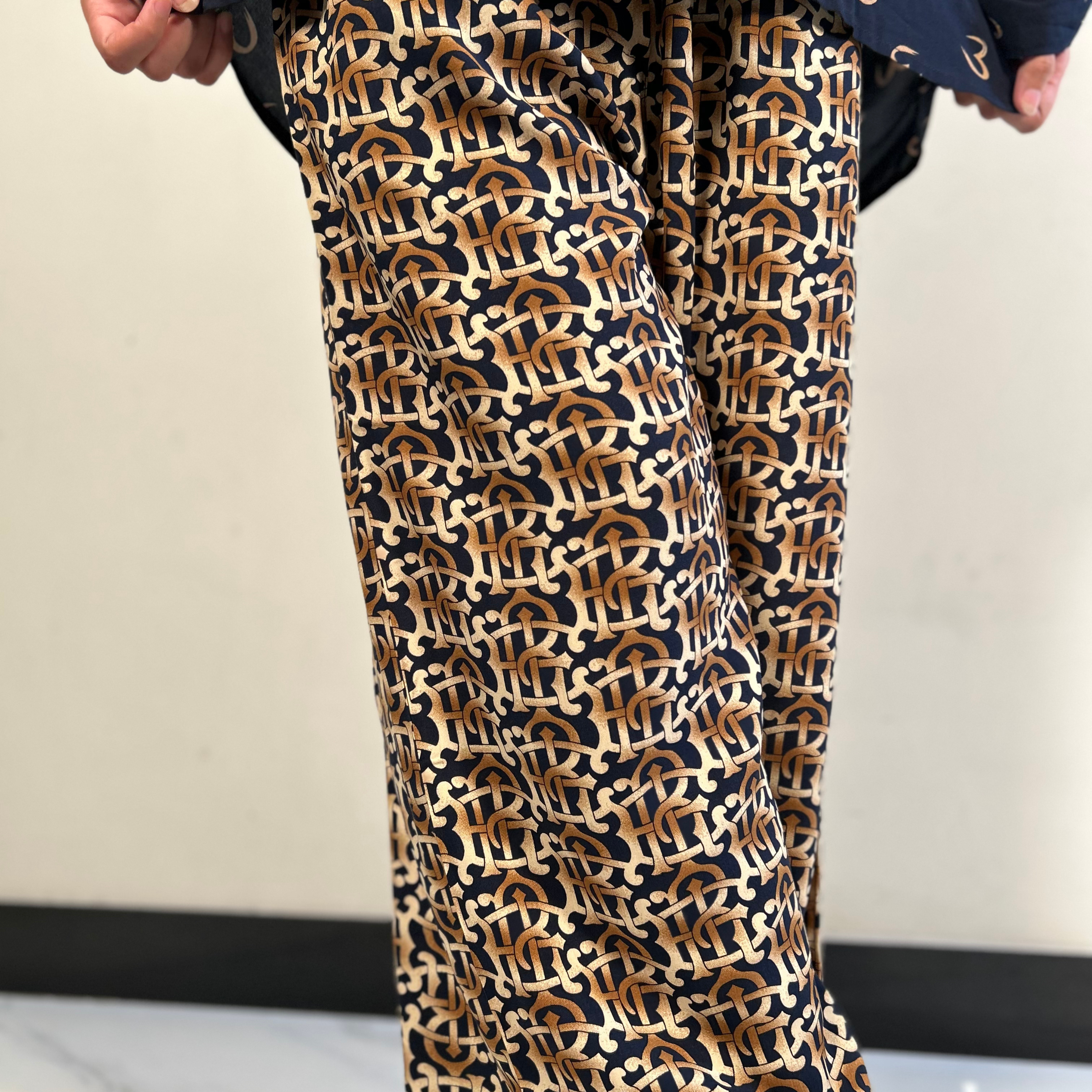 Midnight Motif 2-Piece Co-Ord Set – Soft Linen