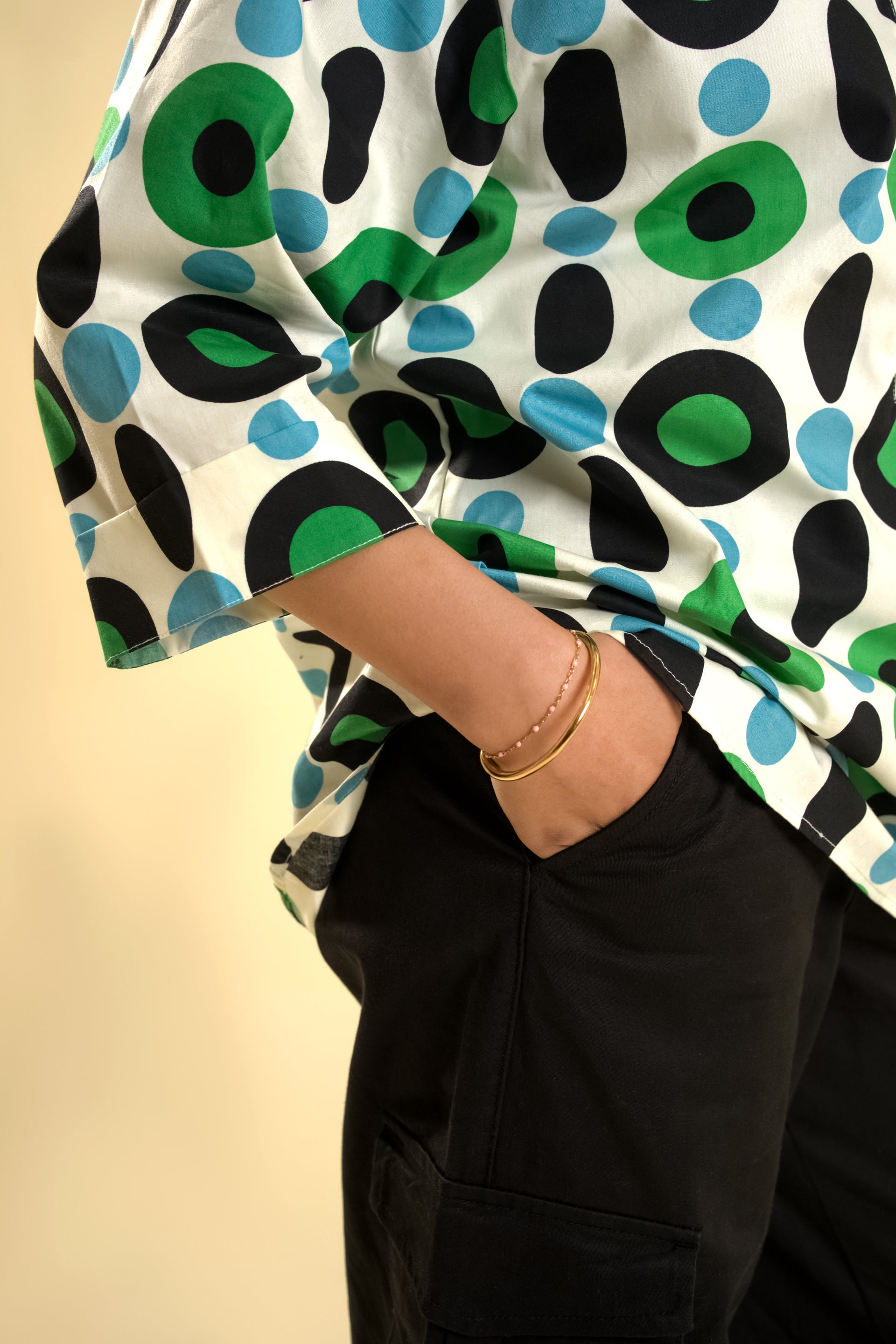 Printed Cotton Tunic Shirt – Bold Circles, Effortless Confidence